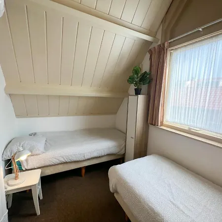 Vakantiewoning Aan Zee - 150m Het